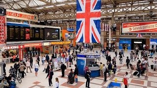 A Walk Through The London Victoria Station London England [upl. by Quartas]